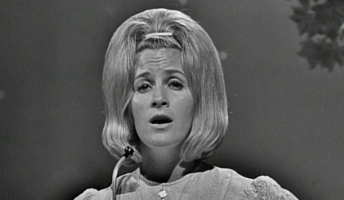 Skeeter Davis