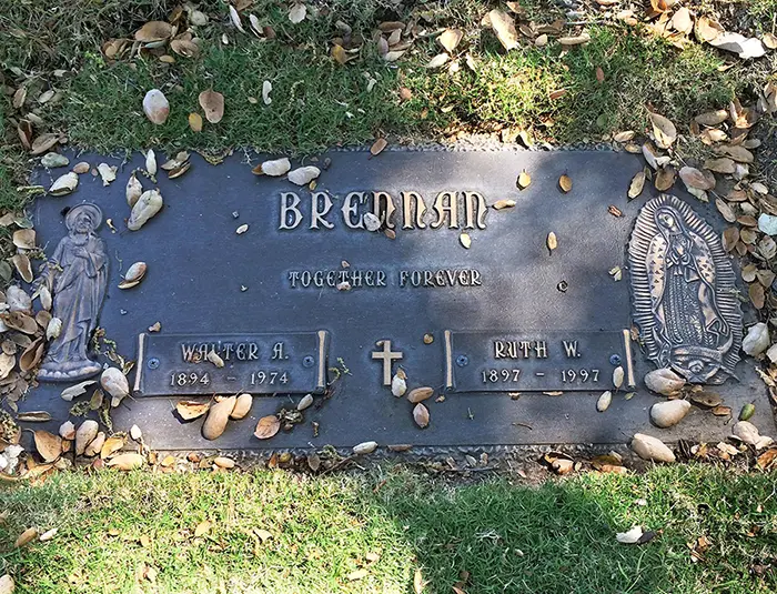 Walter Brennan grave