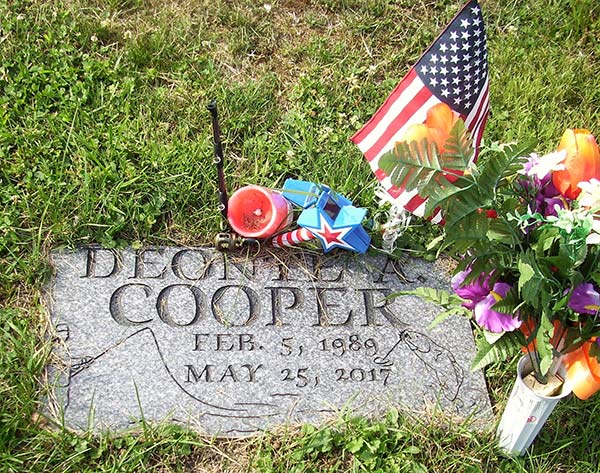 Deonte Antone Cooper's grave Deonte Antone Cooper's grave