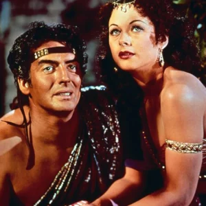 Victor Mature and Hedy Lamarr in Samson and Delilah (1949)